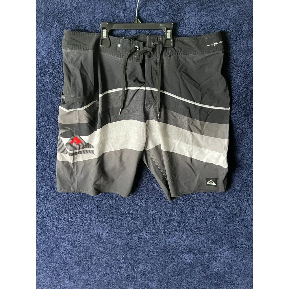 Quicksilver Shorts Mens Highline Boardshort Size 34 Gray Striped